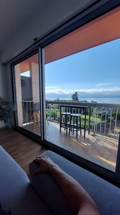 Appart Cosy Avec Vue Sur Le Lac Leman Évian-les-Bains Exteriör bild