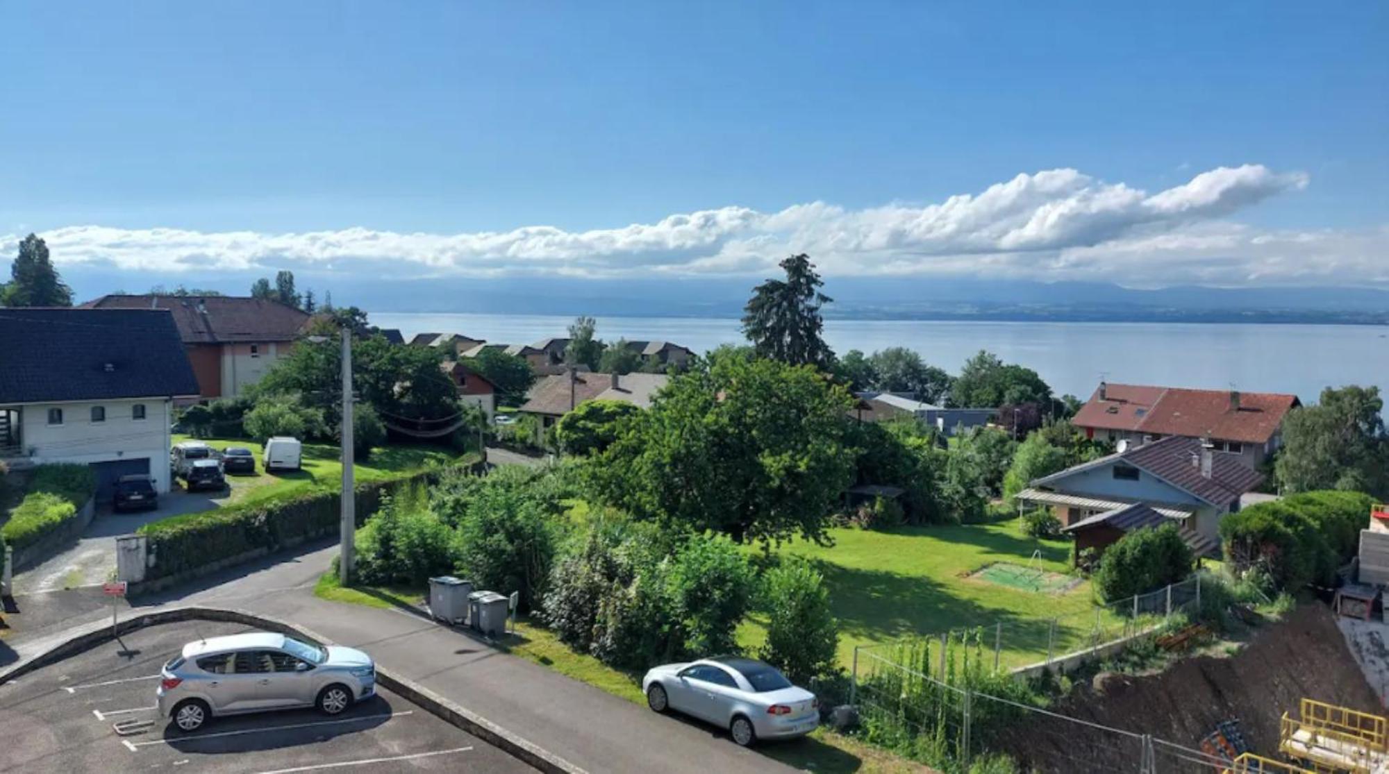 Appart Cosy Avec Vue Sur Le Lac Leman Évian-les-Bains Exteriör bild
